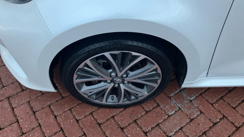 Toyota Yaris 1.5 Hybrid Excel 5dr CVT Hybrid Hatchback